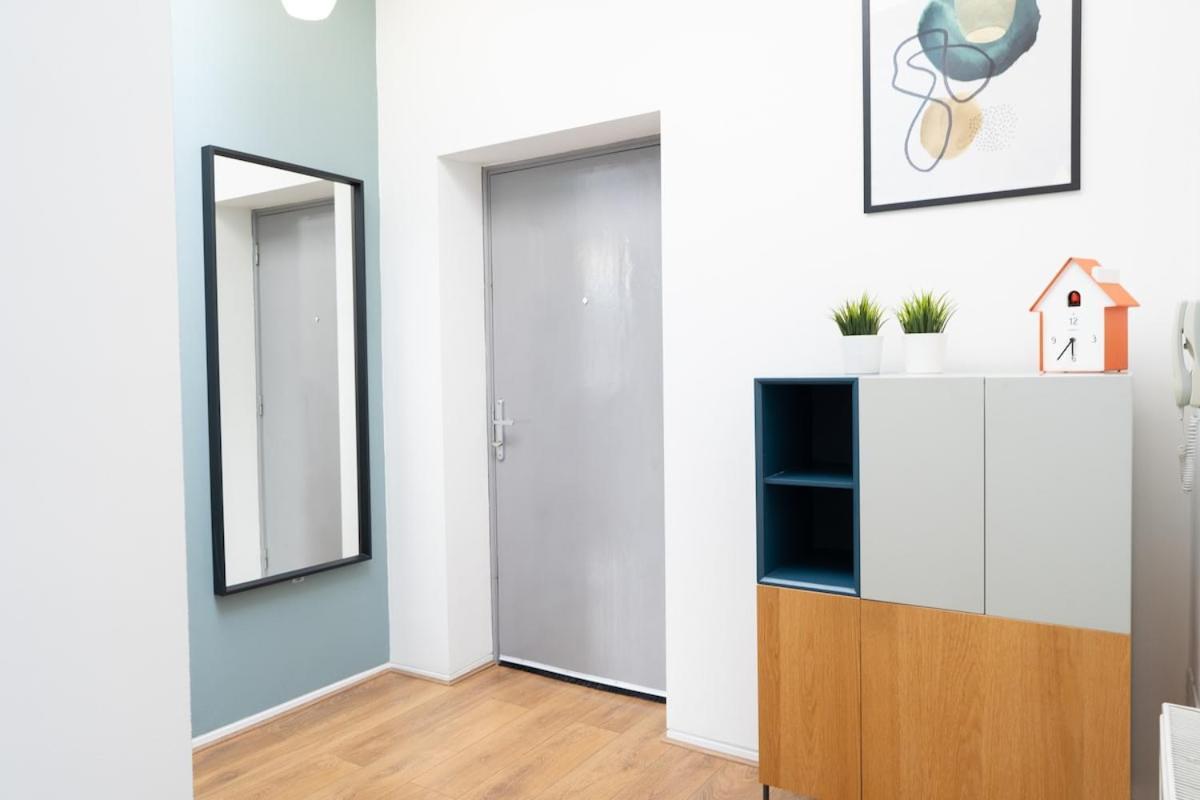 Excel - 2 Bedroom - Sleep 4 *
