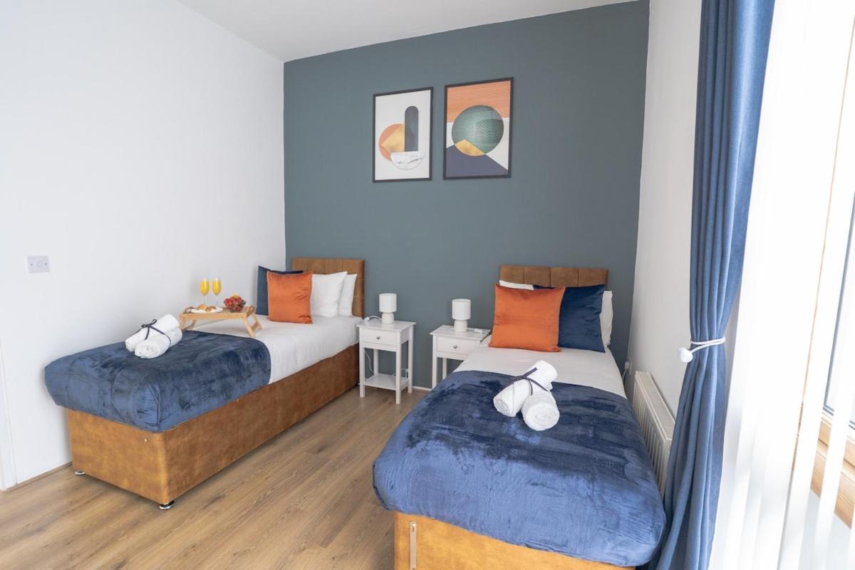 Excel - 2 Bedroom - Sleep 4
